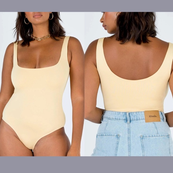 NWT Princess Polly [ 4 US ]‎ Tamikah Square Neck Bodysuit in Yellow - Picture 1 of 12